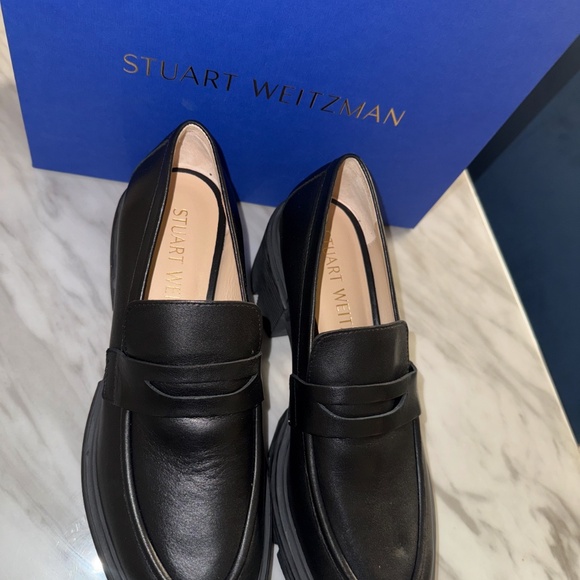 Shoes - Picture 2 of 3